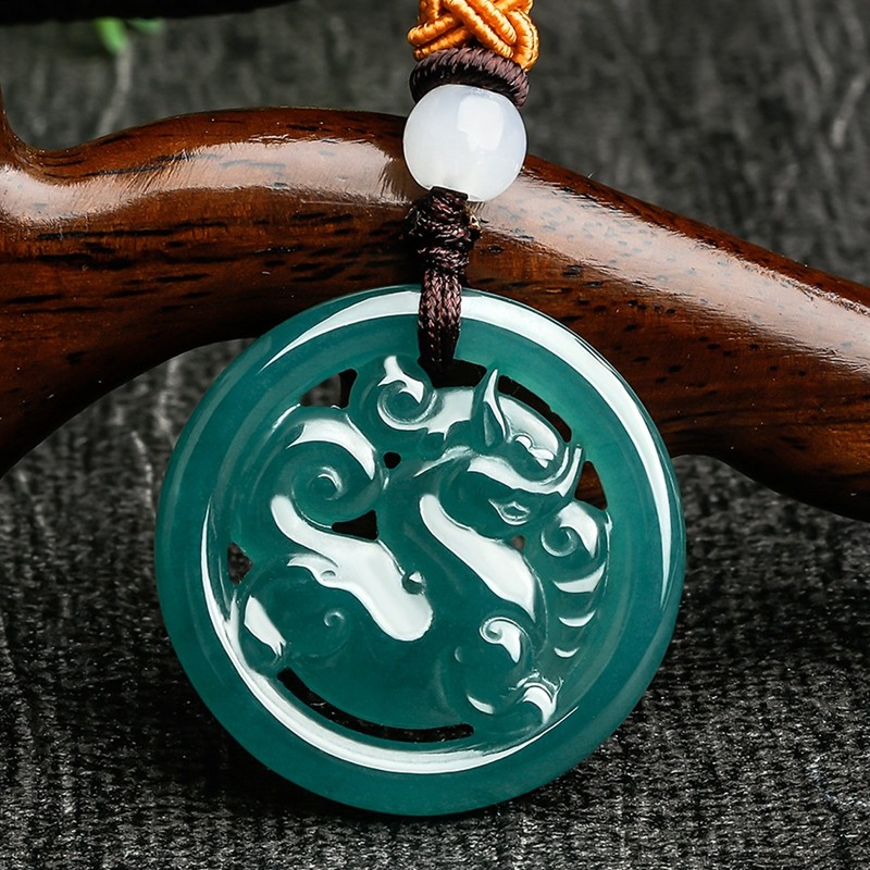 东方翡翠 细腻玉质翡翠吊坠