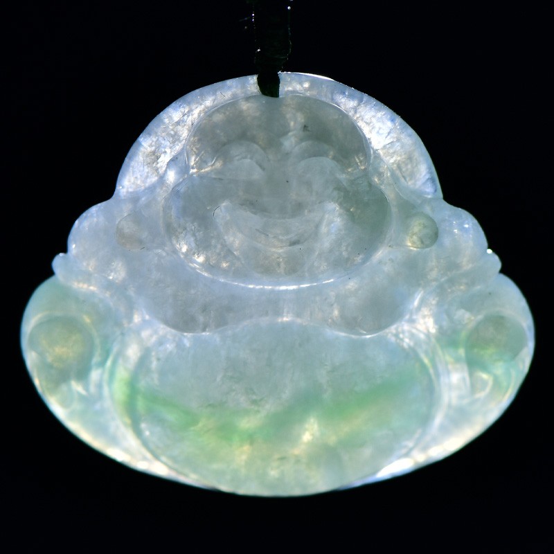 千载一玉 细腻亲肤翡翠吊坠