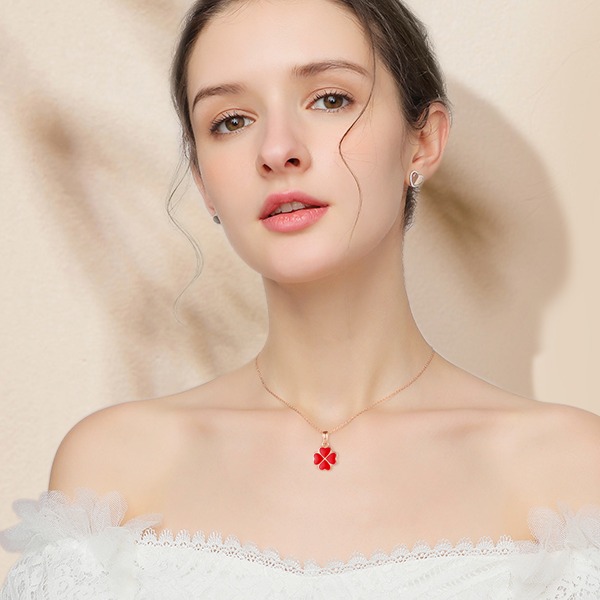 嘉蜜 爱心四叶草项链