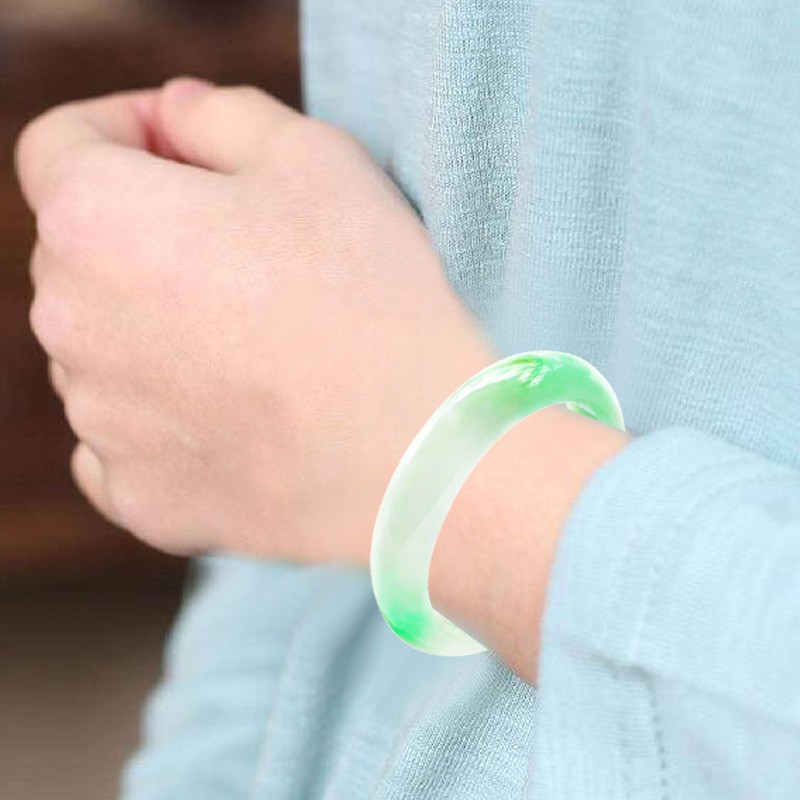 皇家天选 阳绿飘花翡翠手镯