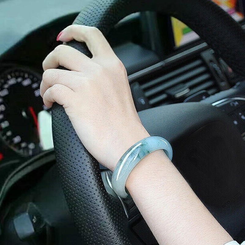 皇家天选 天然飘花翡翠手镯