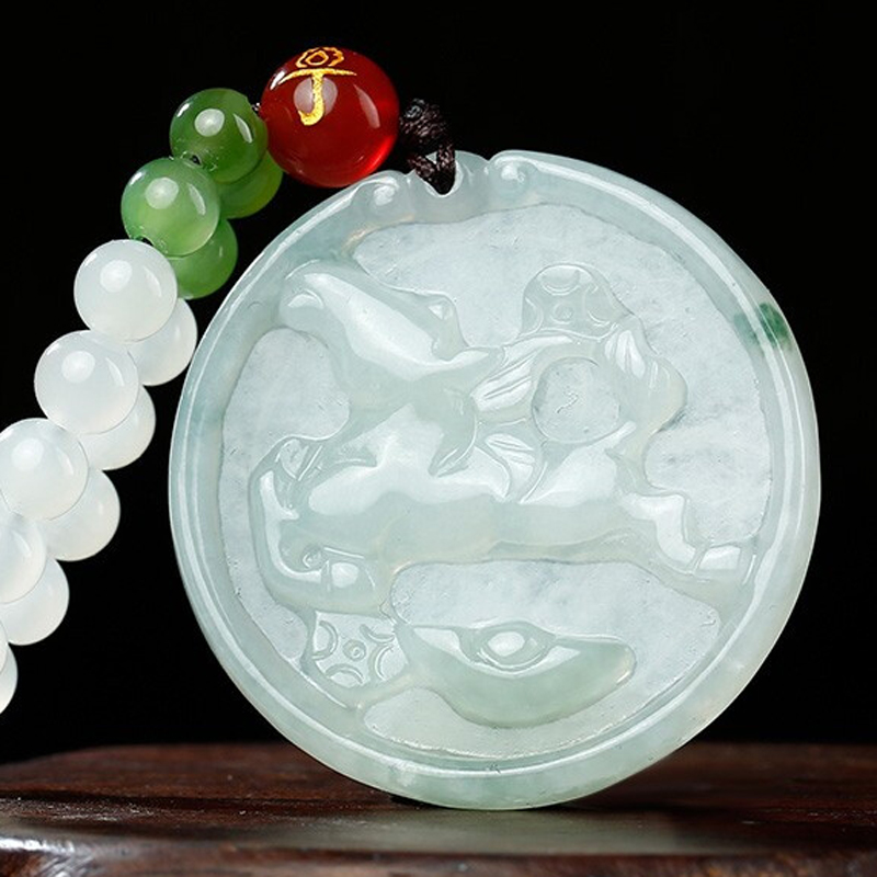 慈元阁 佩戴舒适翡翠吊坠