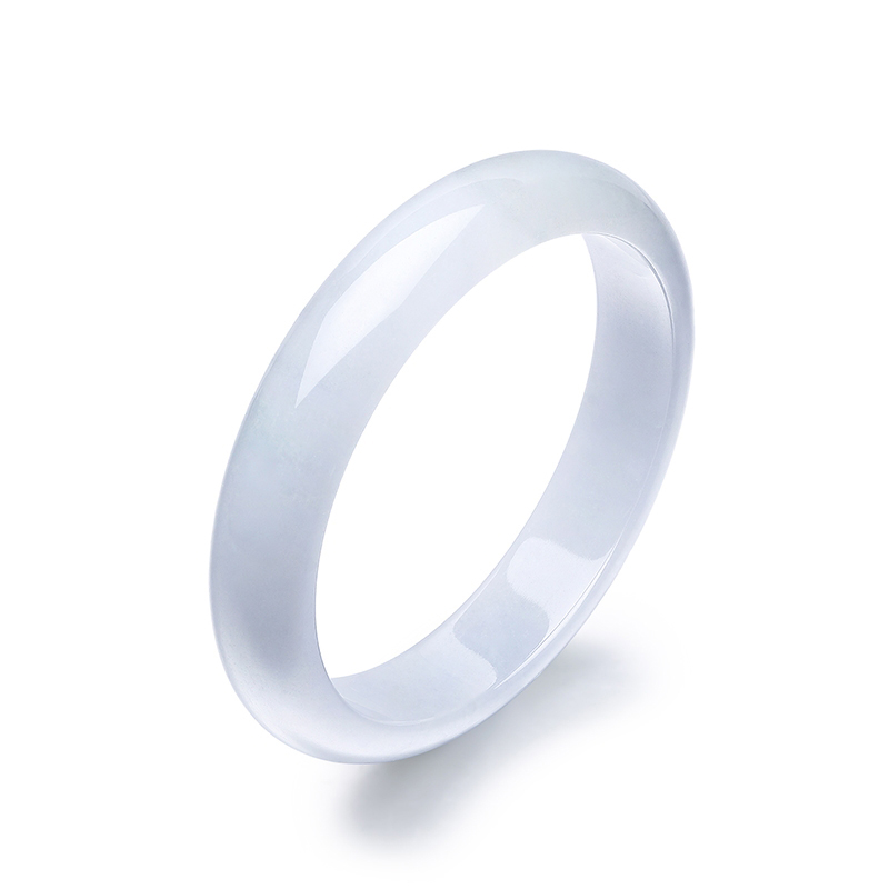 周大福 温润翡翠手镯