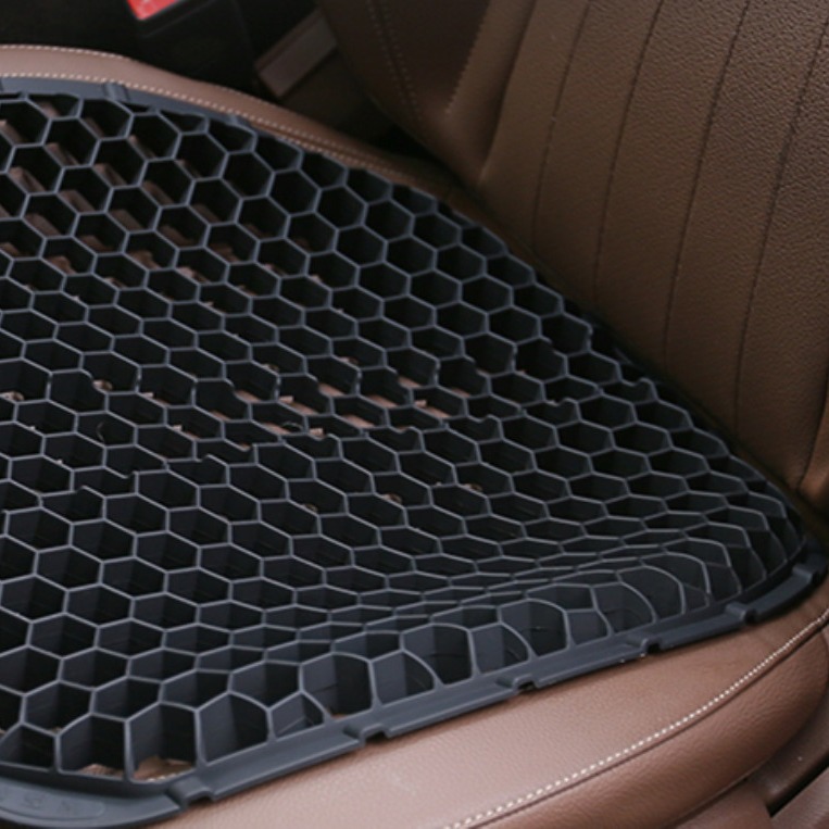 瑞奇想通用硅胶汽车坐垫