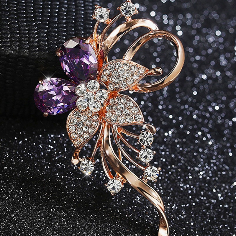 冠带花朵紫色水晶胸针