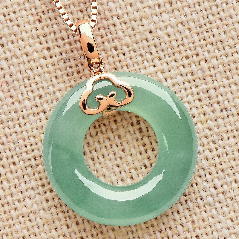 绿翠玉楼 水润清透 翡翠吊坠