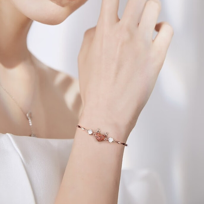 卡蒂罗心动小鹿手链