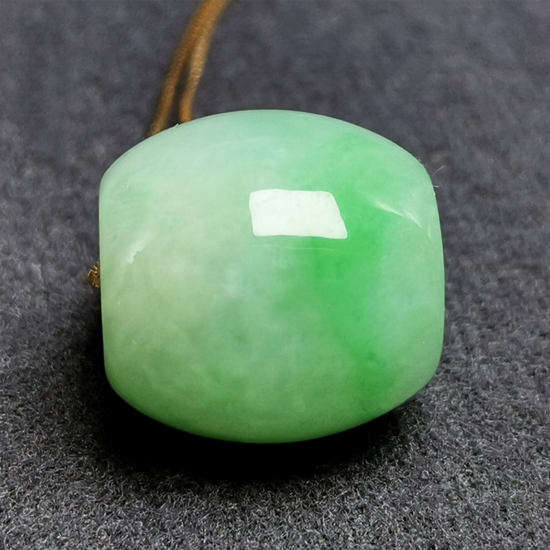 寻极 桶形翡翠吊坠