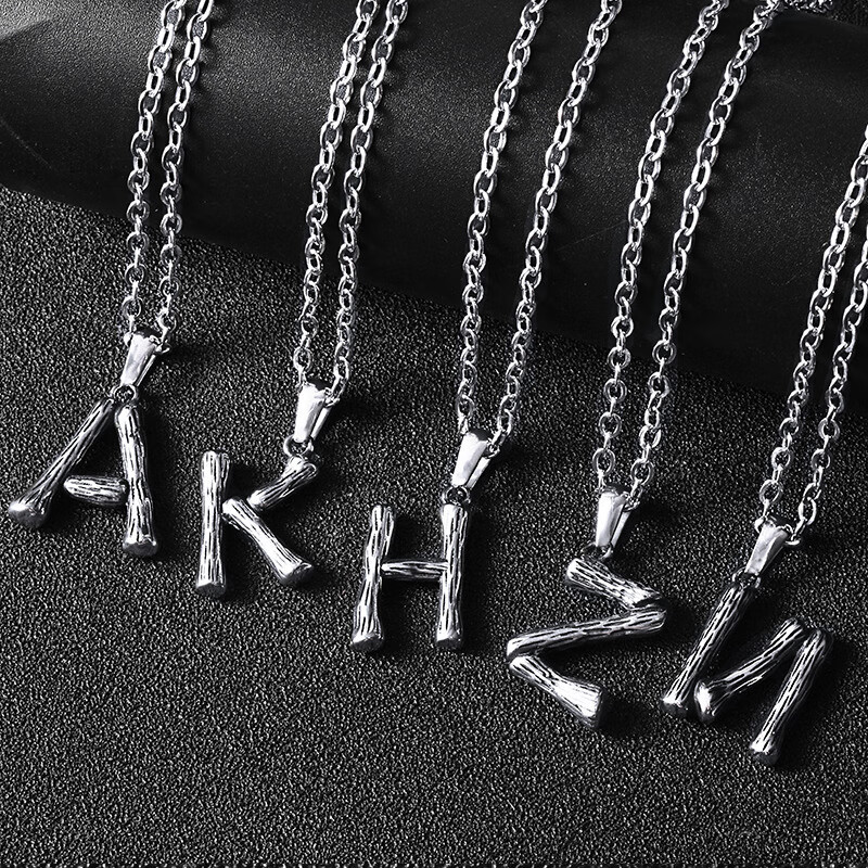 四叶草绿 英文字母嘻哈项链