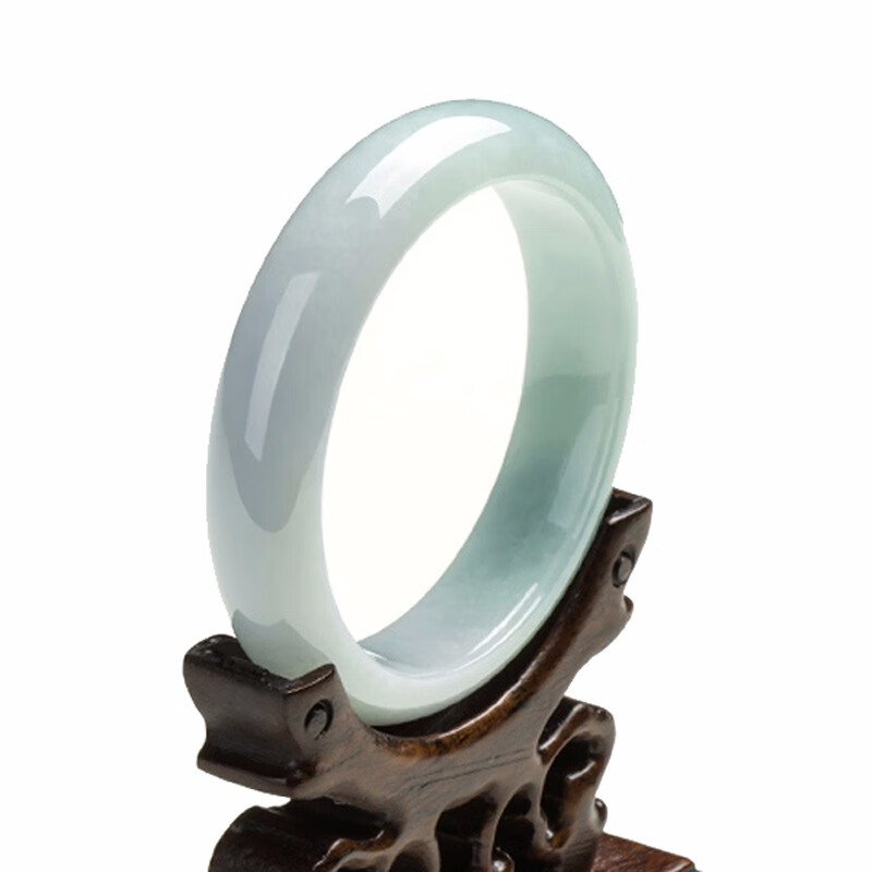 碧玉尊 冰糯种浅绿翡翠手镯