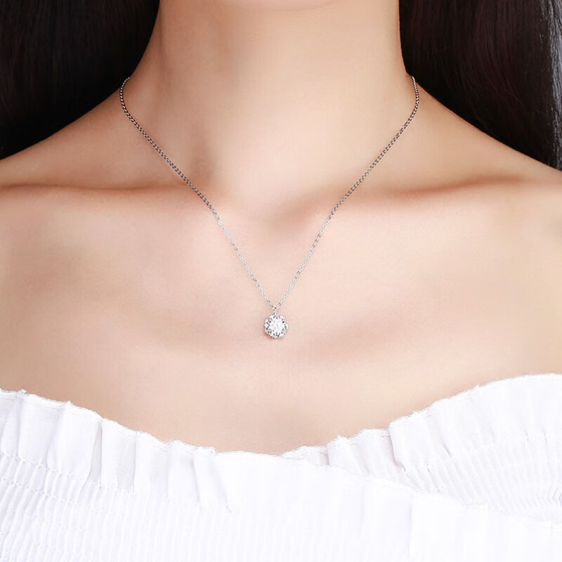 veecans 简约靓丽项链