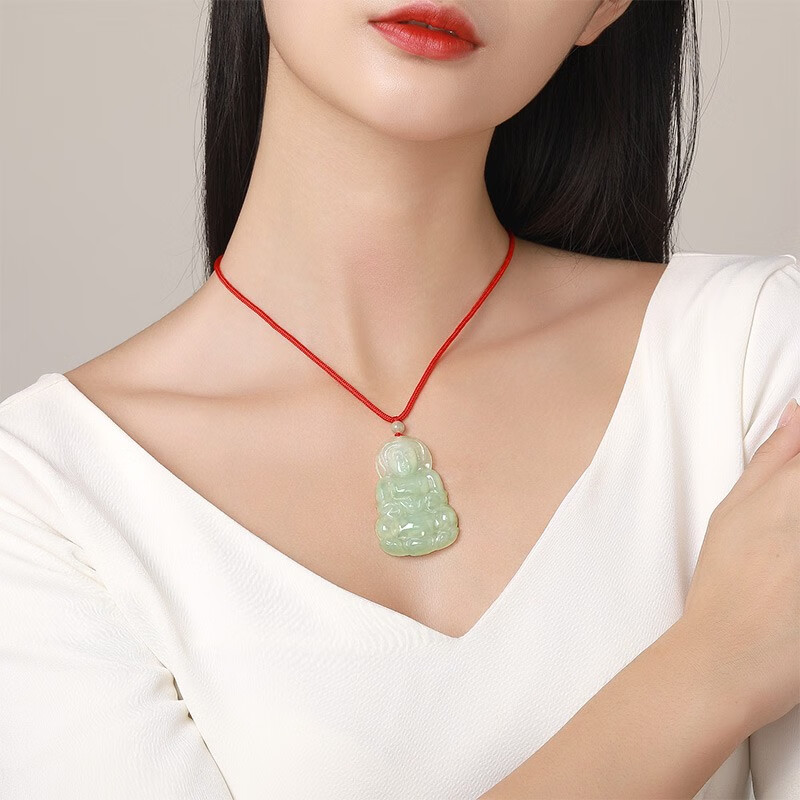 周六福 观音翡翠吊坠