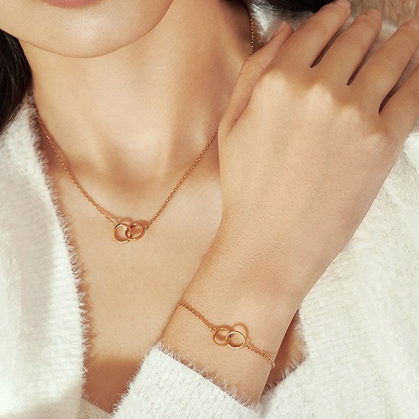 丹尼尔惠灵顿 玫瑰金色手链