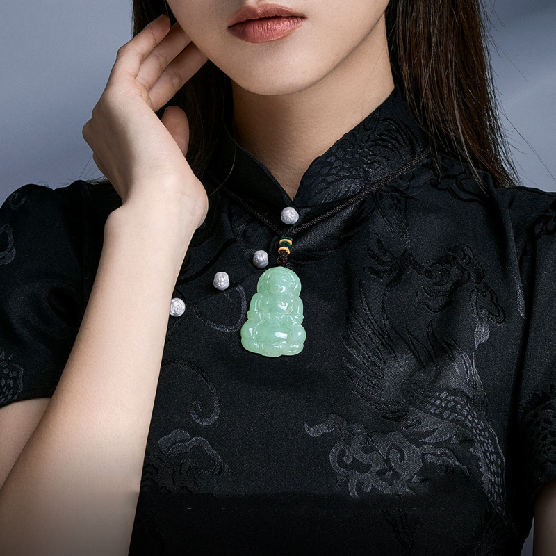 周大生 白底观音翡翠吊坠