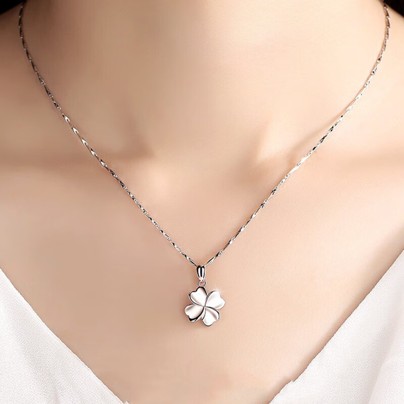 七可四叶草简约女士银饰锁骨链
