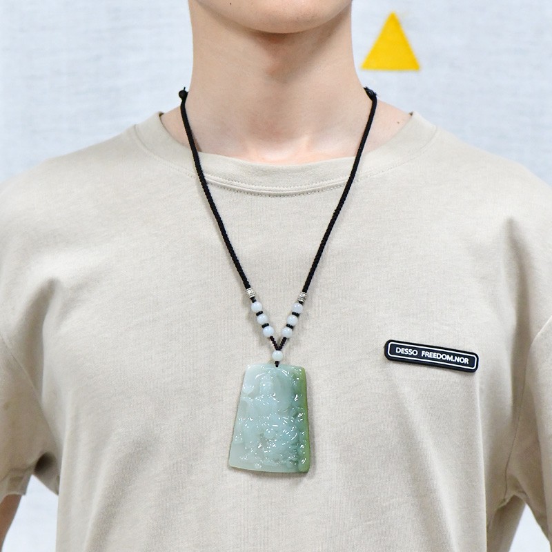 可玉可求 精细雕刻 翡翠吊坠