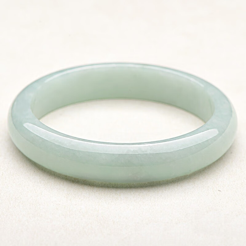 可玉可求 细圆条翡翠手镯