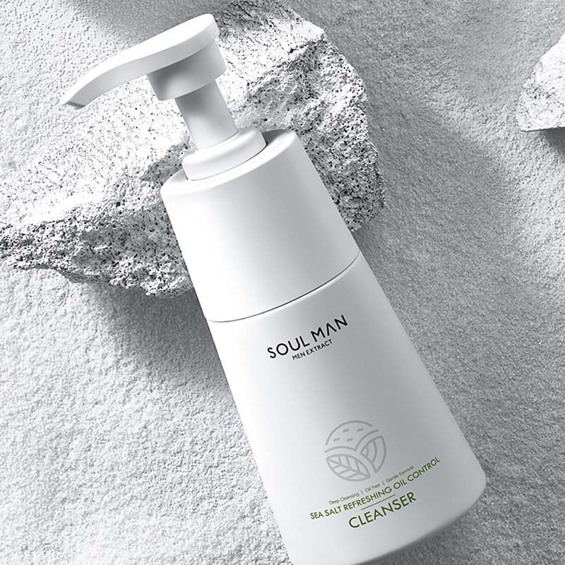 极男补水保湿洁面乳