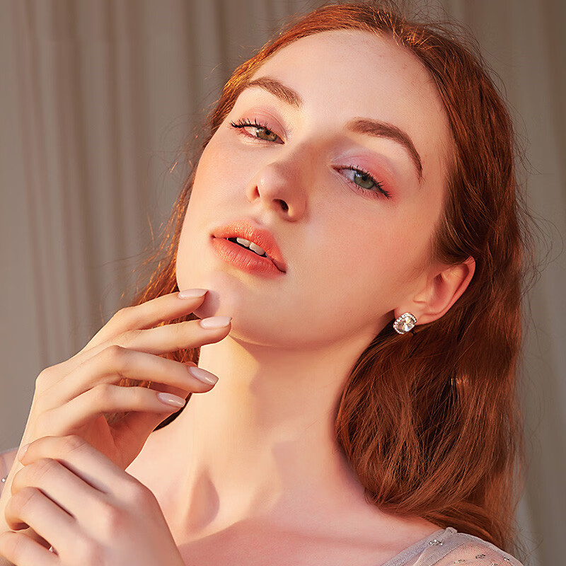 Eternelle 气质耳饰