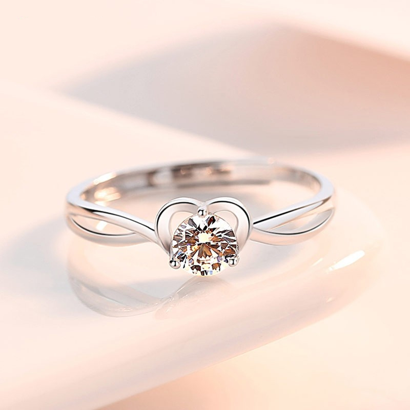 圣雅罗闪亮爱心戒指