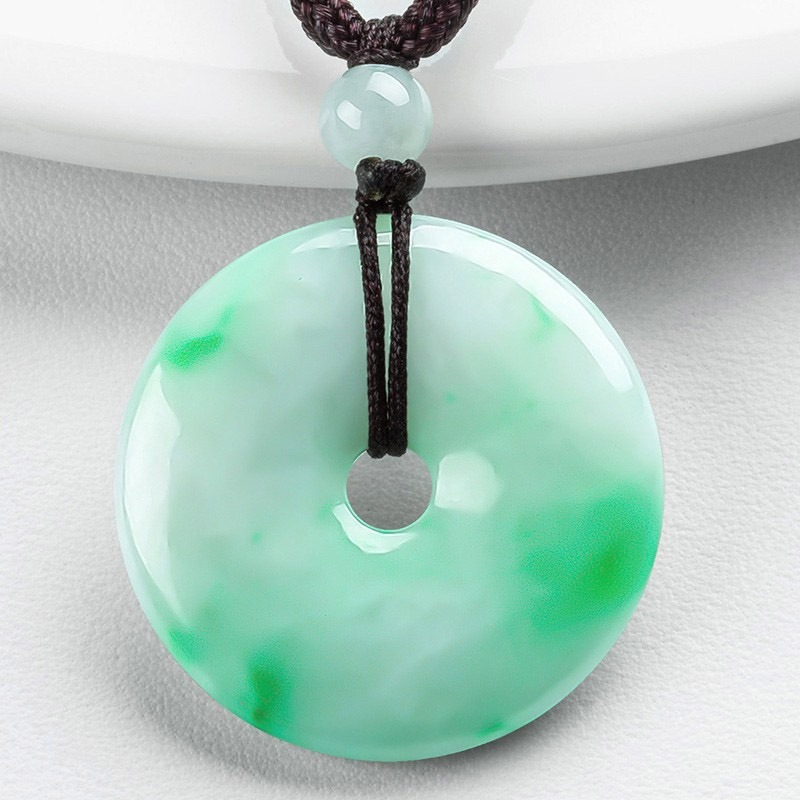 碧玉尊 飘绿 翡翠吊坠