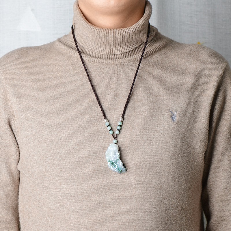 千载一玉 淡绿翡翠吊坠