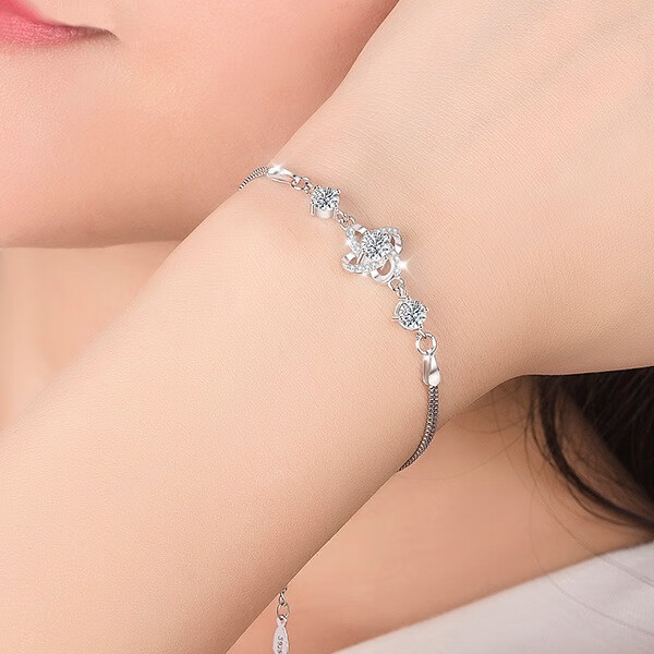 建禄 四叶草莫桑钻手链