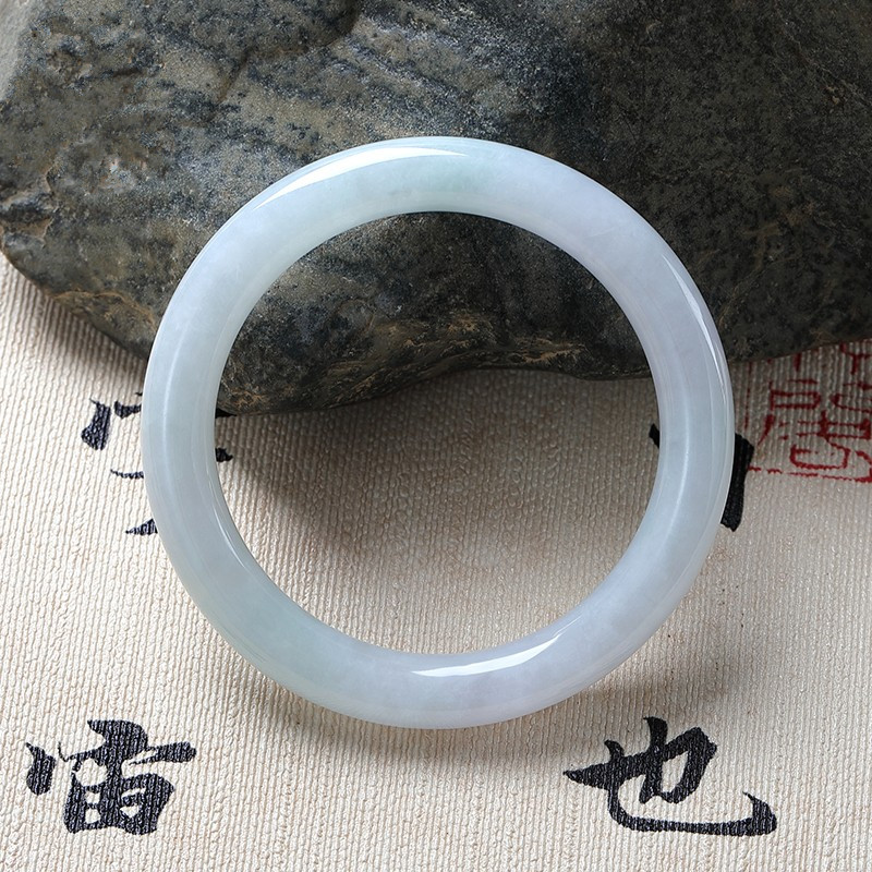 玉你相缘 紫罗兰带绿翡翠手镯