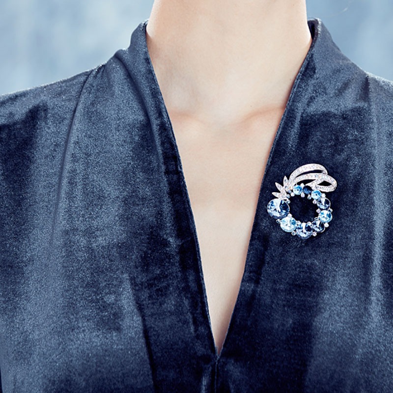 唐后复古玉兔胸针