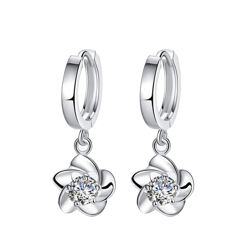 十六月缘 美化耳饰