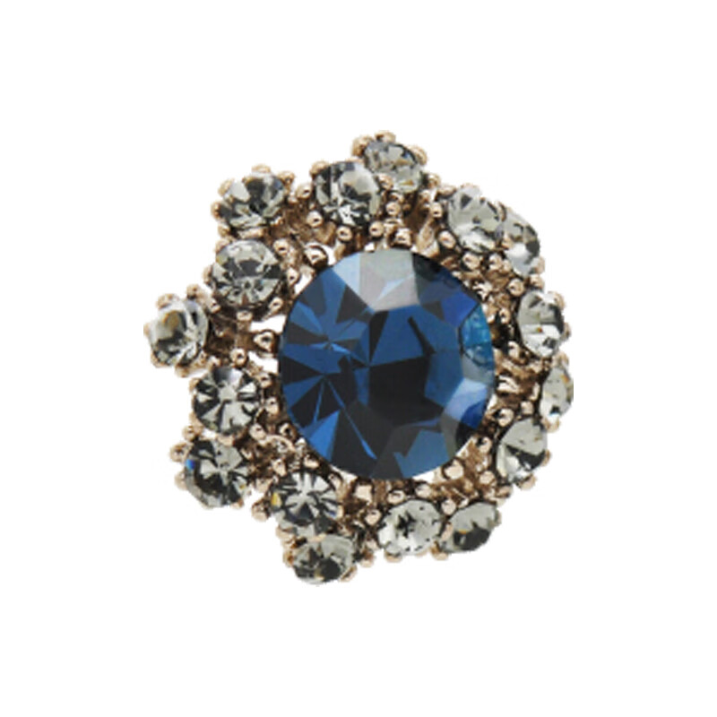 冠带领口樱花防漏胸针