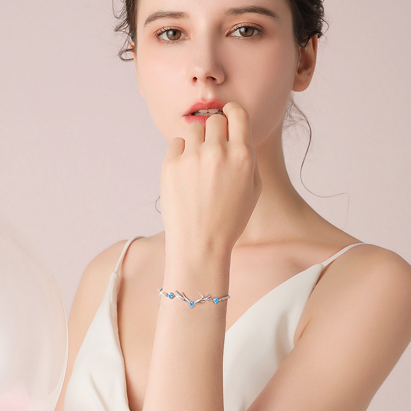 I&U一鹿有你足银简约手链