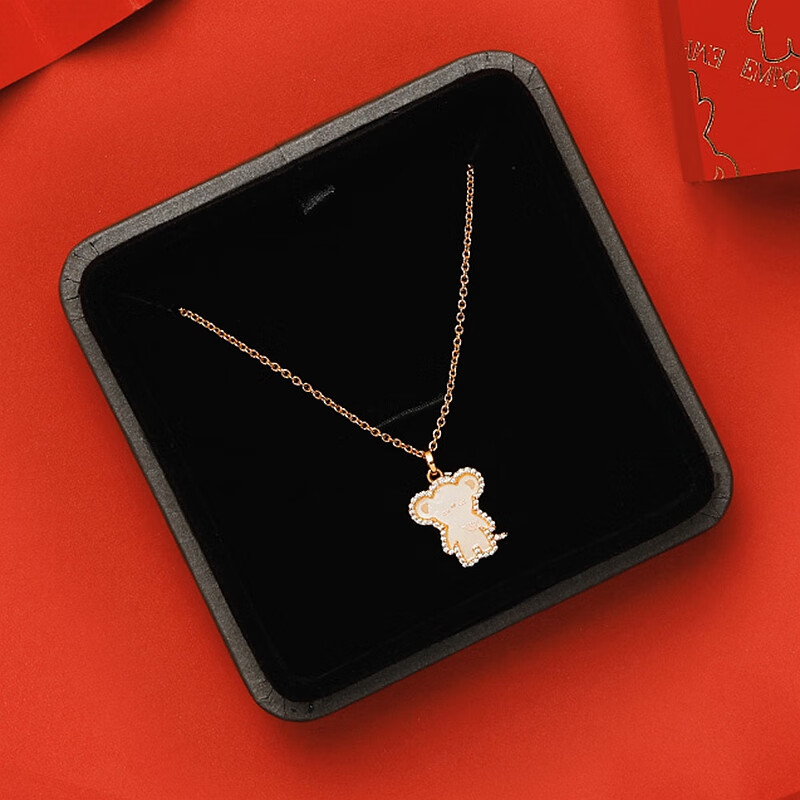 阿玛尼卡通项链