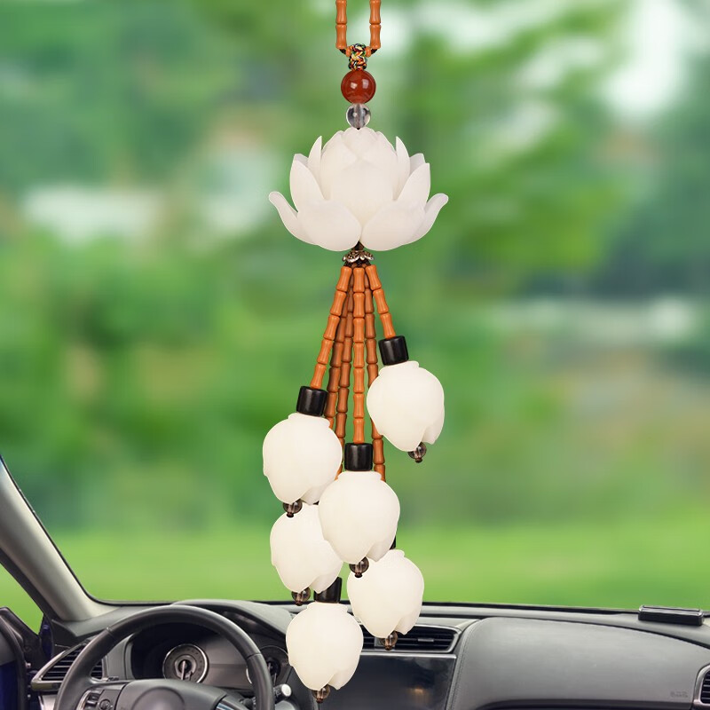 卡丽蒂白玉材质汽车挂件