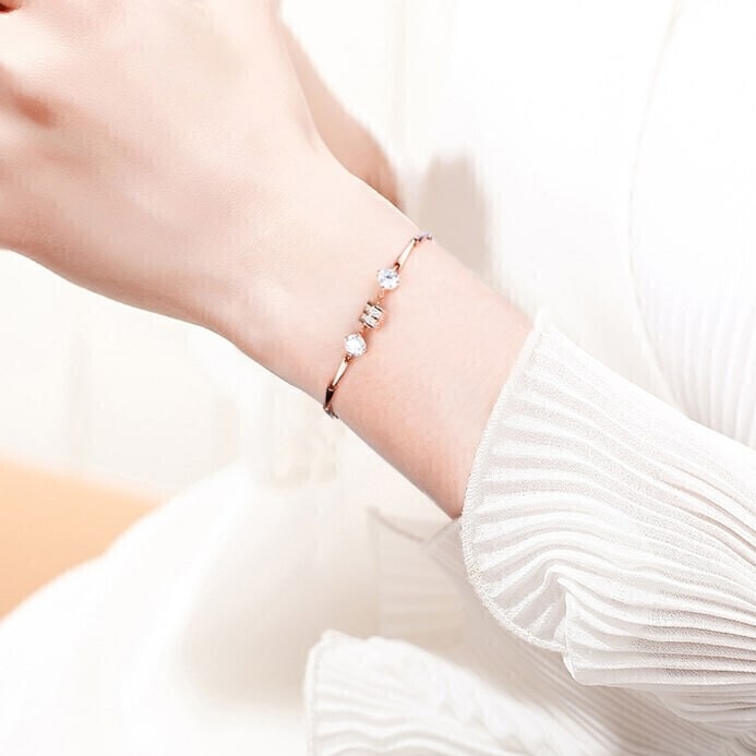 卡蒂罗足银小蛮腰手链