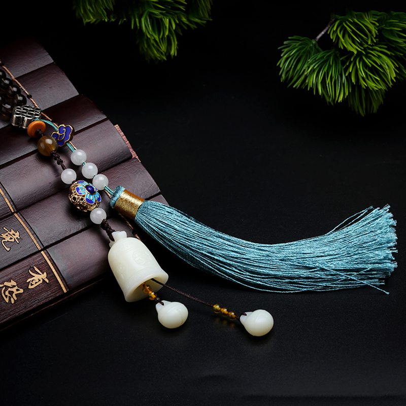 强尔维 和田玉汽车挂件