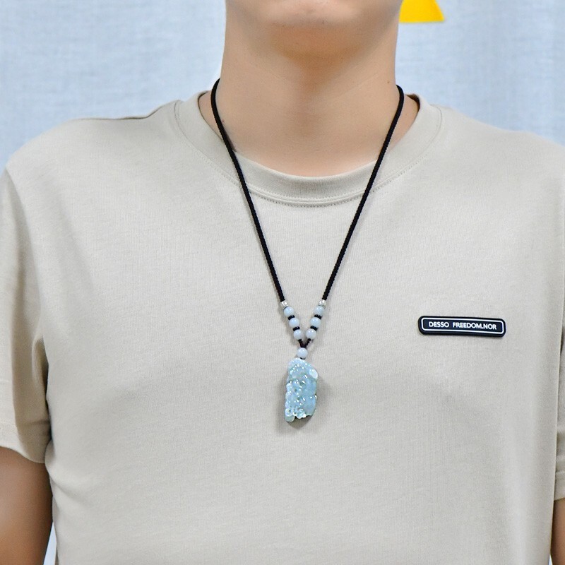 千载一玉 抛光打磨 翡翠吊坠