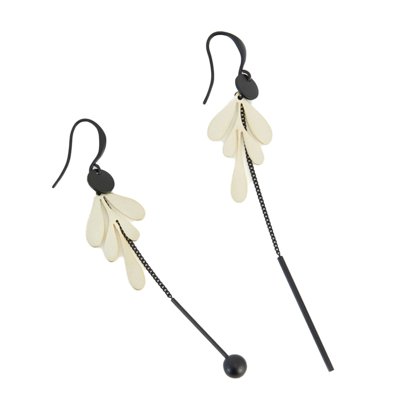 AJIDOU金叶子耳饰