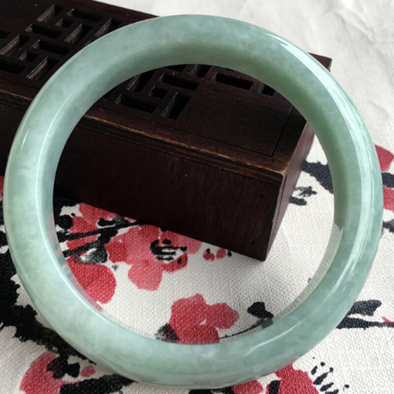 禾目玉阁 冰糯种飘绿翡翠手镯