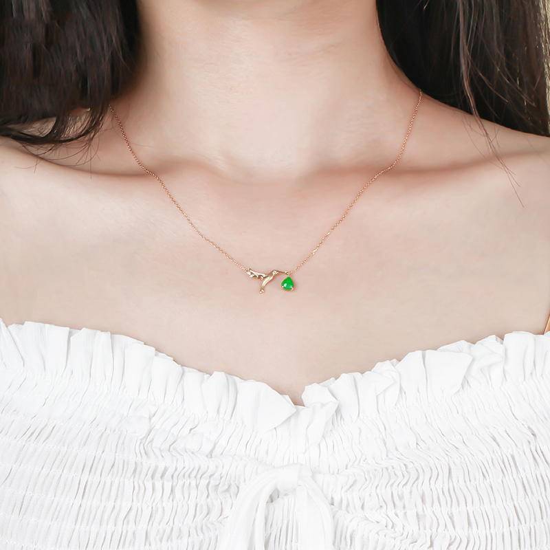 五花八门 18K金镶翡翠吊坠