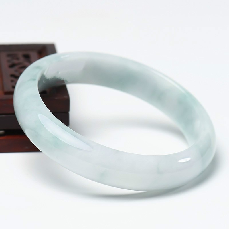 凤禧玉石光滑翡翠手镯