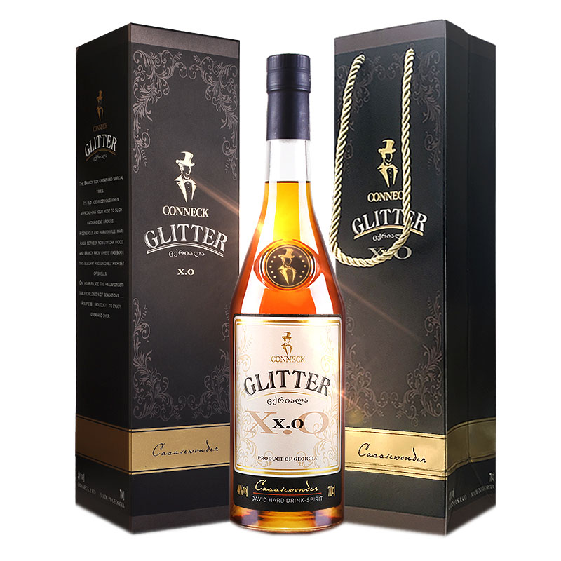 都顿 回味悠长颜色鲜亮威士忌