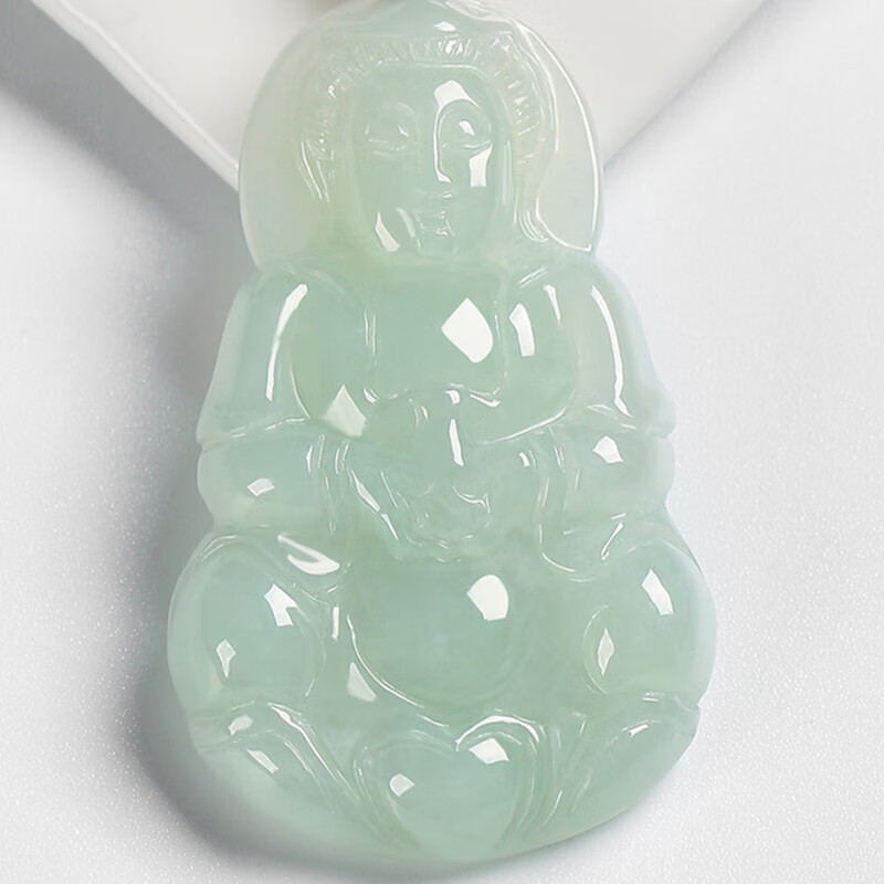 龍徽色泽均匀轮廓清晰翡翠吊坠