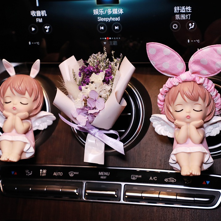 合梦 车载装饰风口夹香水