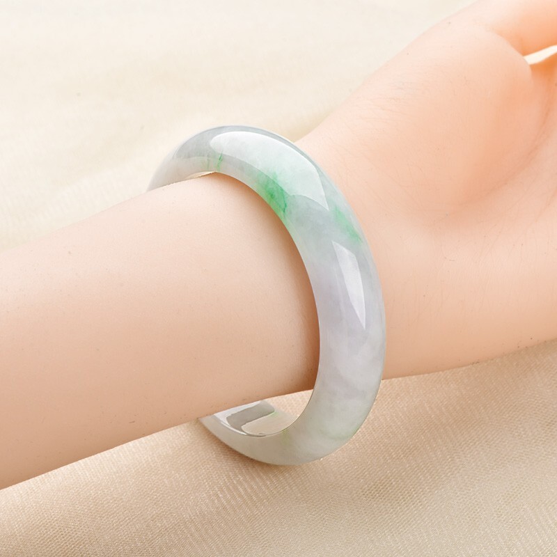 可玉可求 冰底飘绿玉石玉镯