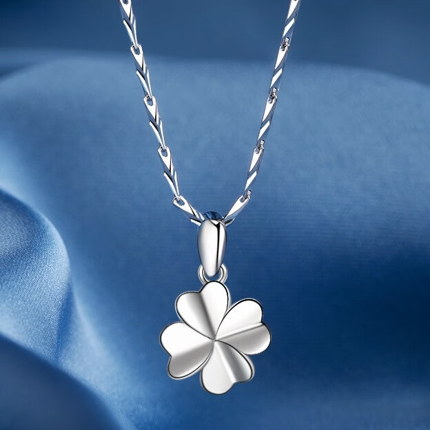 沫兰 浪漫四叶草项链