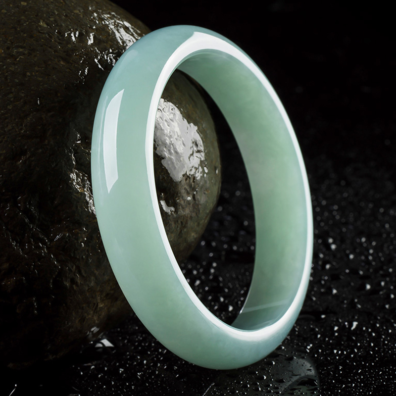 碧玉尊 老坑冰种翡翠手镯