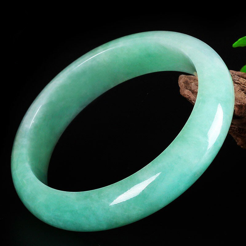 影享 细糯淡绿春彩手镯