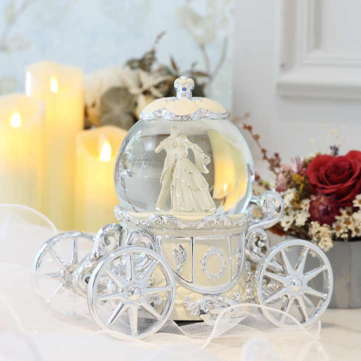 讚爾镶钻水晶球