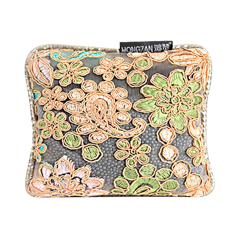 鸿赞手工刺绣工艺汽车炭包